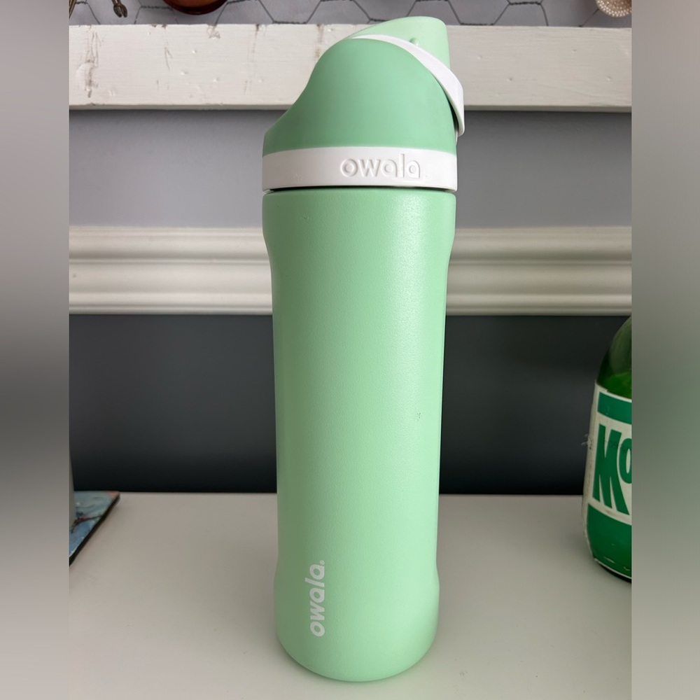 Star Wars Owala Freesip 24 oz